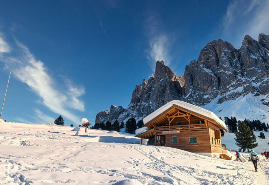 Dolomiti Superski vs. Skirama Dolomiti – wielkie starcie włoskich gigantów. Który karnet wybrać?