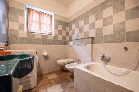 Apartament 3-pokojowy nr 1