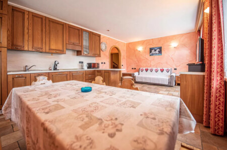 Apartament 3-pokojowy nr 1